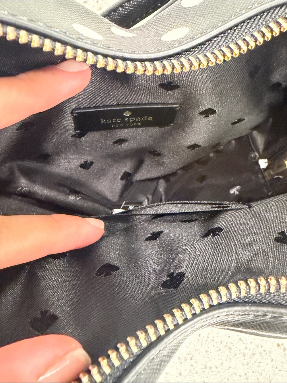 Kate Spade New York Love Shack Heart Crossbody in Polka Dot K5997 EUC - Picture 10 of 13